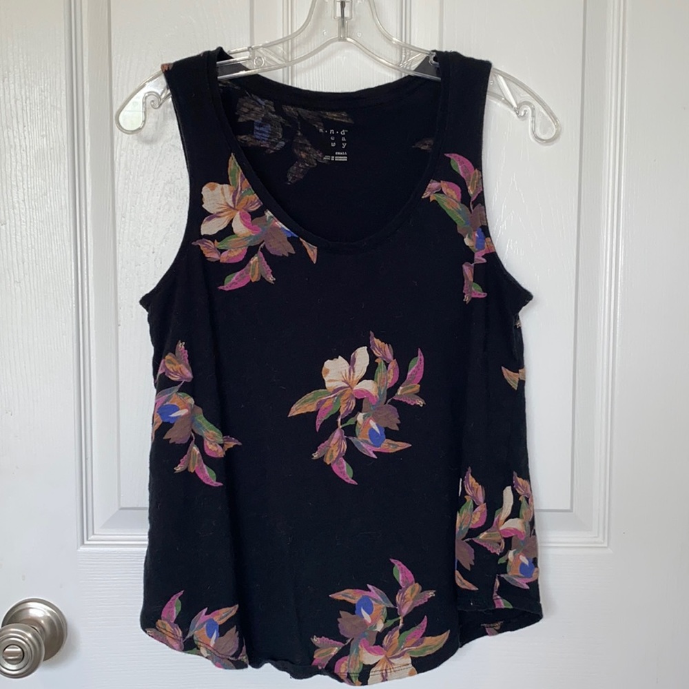Floral Tank 🌸